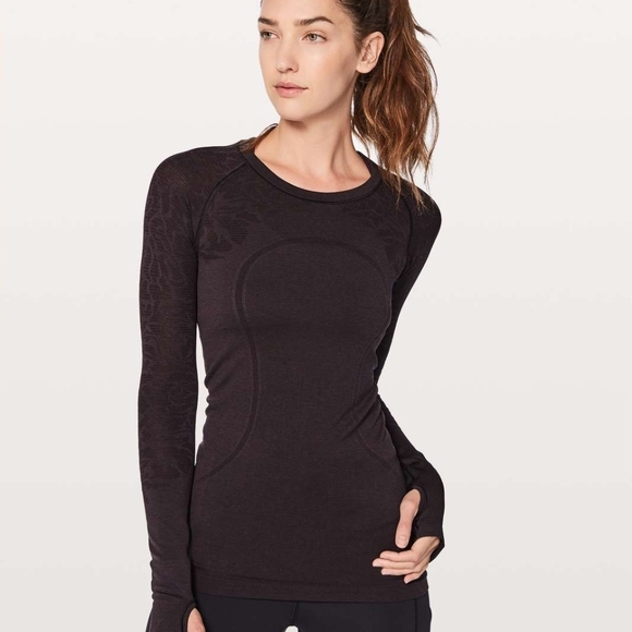 Lululemon Swiftly Tech Long Sleeve Crew Black Cherry Women's Size 6 Stretch Top - Picture 1 of 10